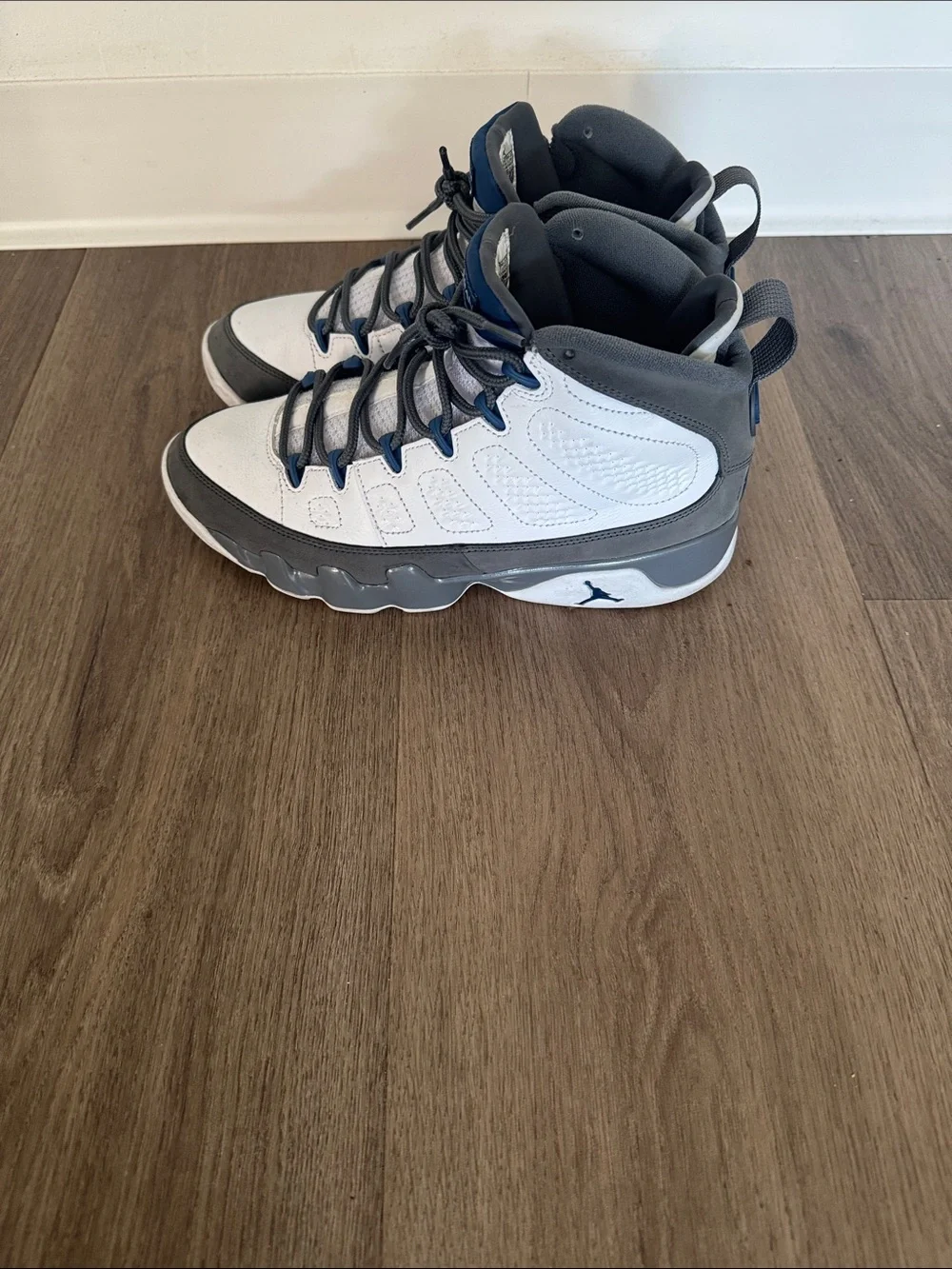 Jordan 9 flint, Men's Sneakers in White, Gray & Navy